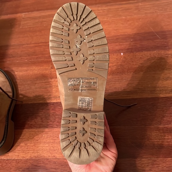 Forever 21 • Tan Faux Suede Faux Sherpa Trim - Picture 6 of 6